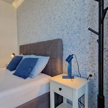 геновева Apartament *